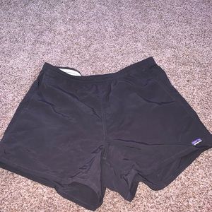 Patagonia 5 inch womens XL shorts with tags